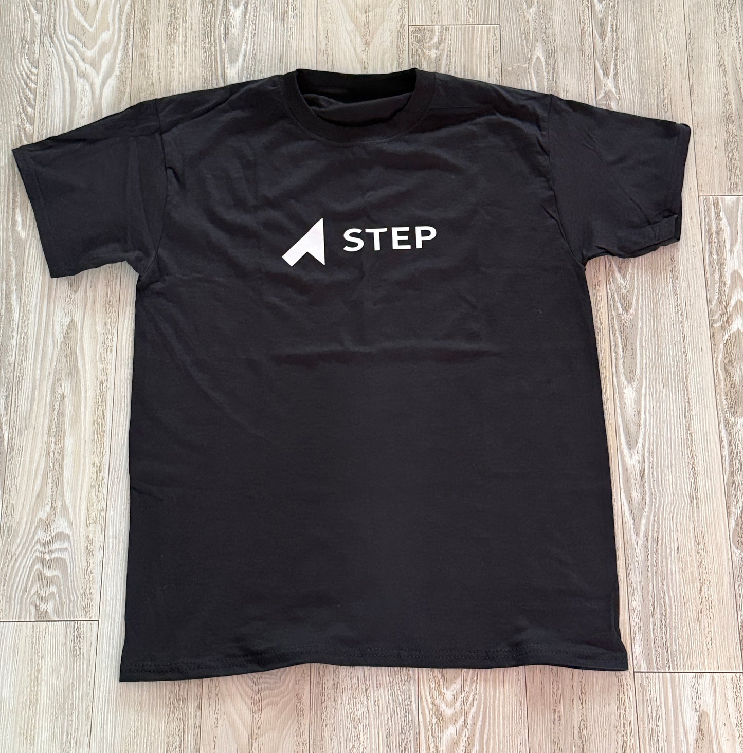 STEP short sleeve tshirt